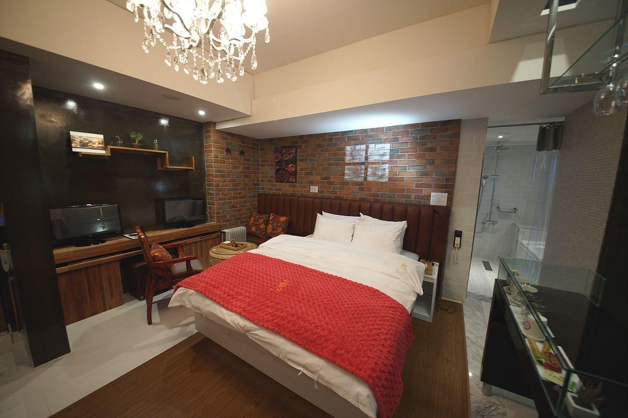 February Hotel Apsan Daegu Exterior photo