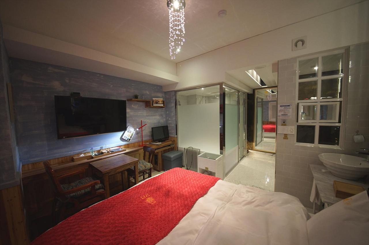 February Hotel Apsan Daegu Exterior photo