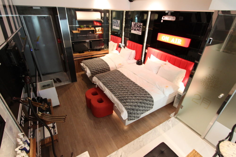 February Hotel Apsan Daegu Exterior photo
