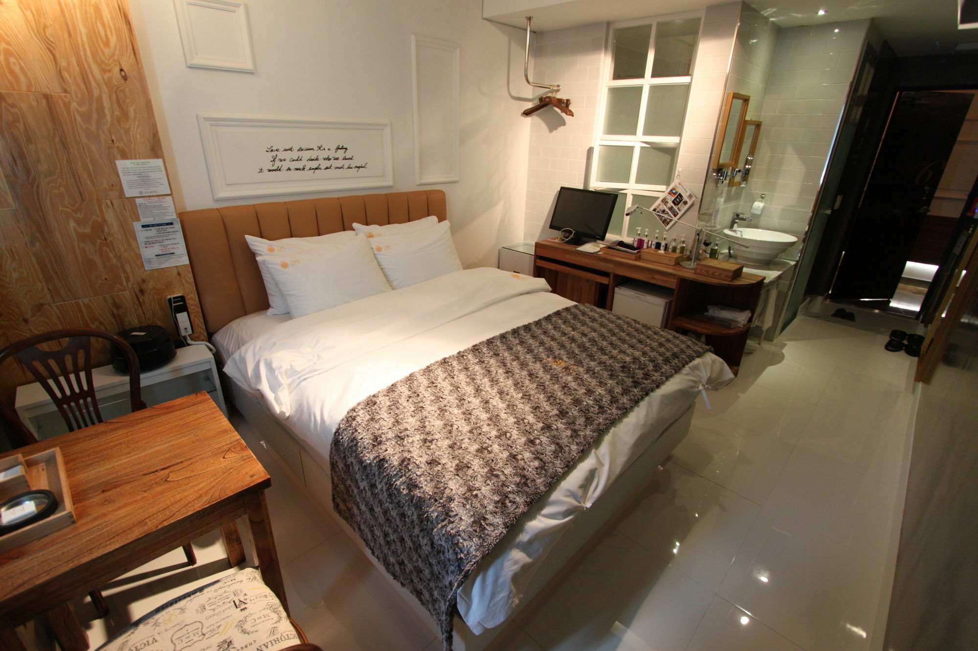 February Hotel Apsan Daegu Exterior photo